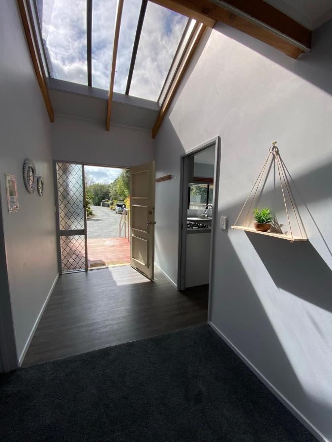Motuoapa Bay Chalets Turangi Extérieur photo