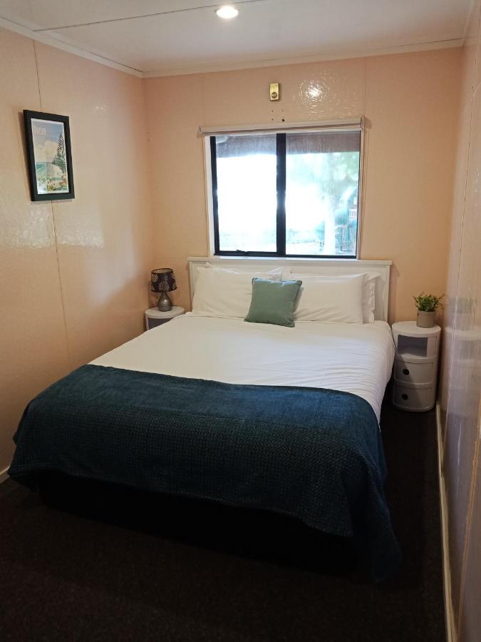 Motuoapa Bay Chalets Turangi Chambre photo